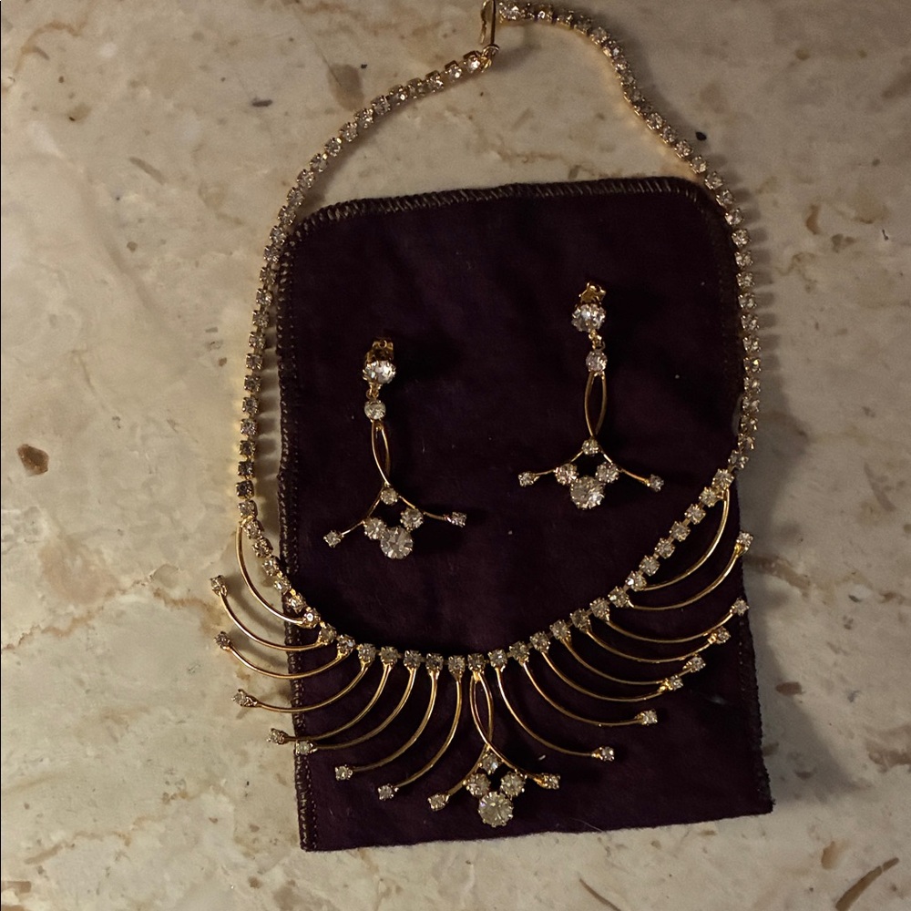 Elegant Gold tone and Crystal Necklace and Earring Set